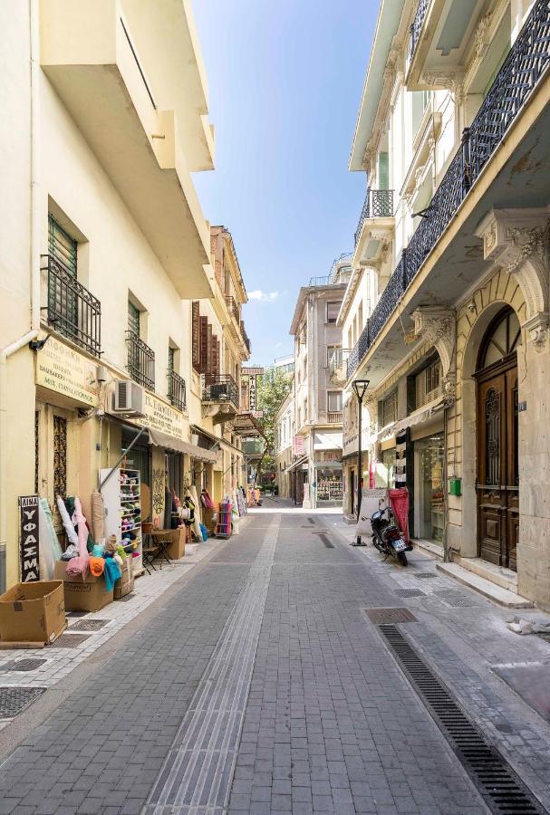 Athens' Best Location- Stunning & Spacious Studio Buitenkant foto